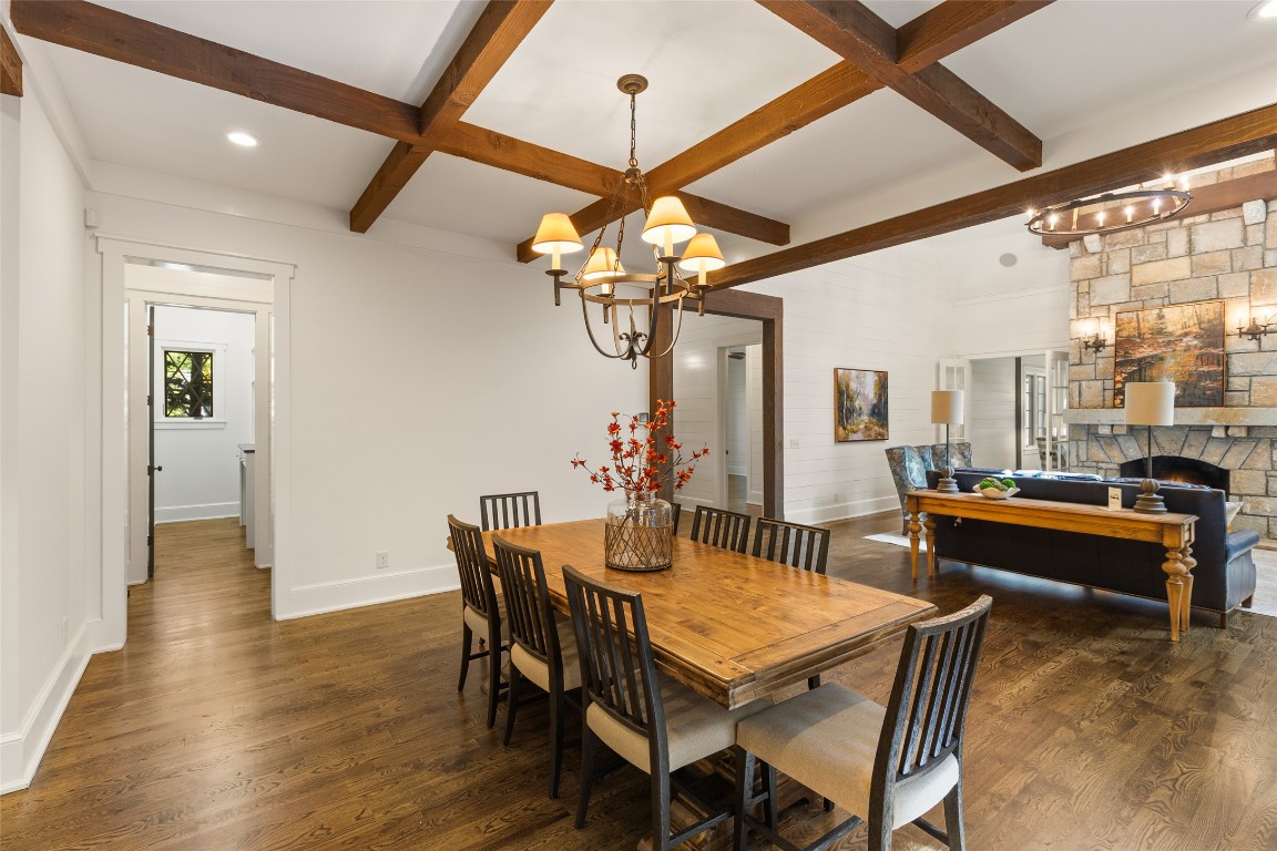 Highlands, North Carolina 28741, United States, 4 Bedrooms Bedrooms, ,5 BathroomsBathrooms,Residential,Active,221975