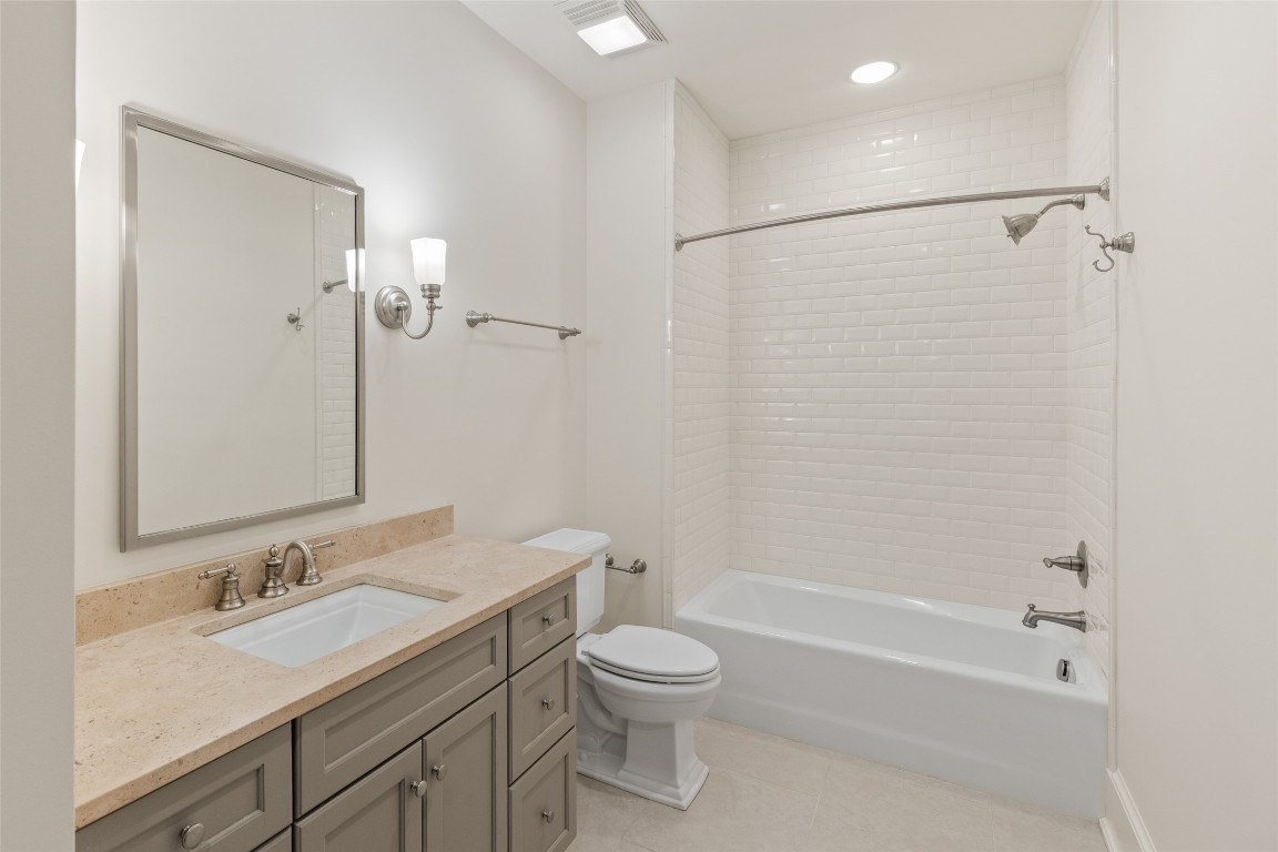 Highlands, North Carolina 28741, United States, 4 Bedrooms Bedrooms, ,5 BathroomsBathrooms,Residential,Active,221975