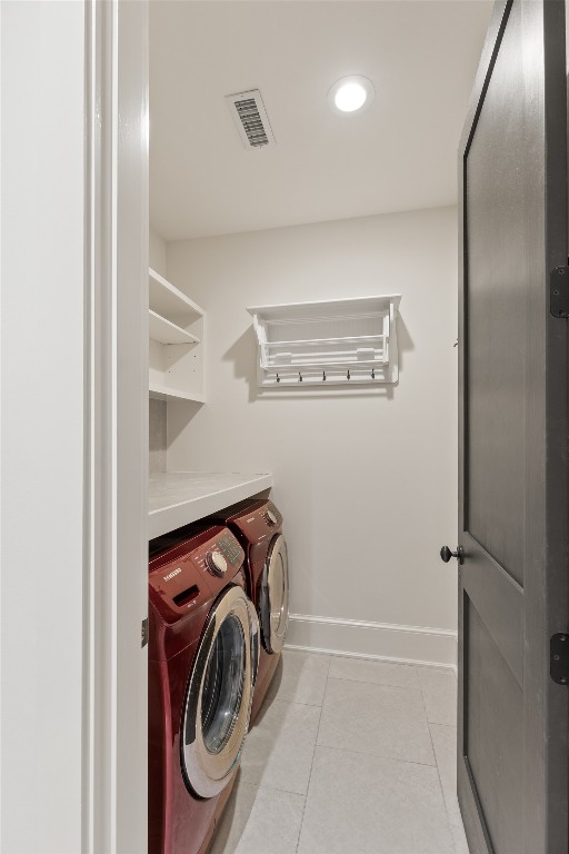 Highlands, North Carolina 28741, United States, 4 Bedrooms Bedrooms, ,5 BathroomsBathrooms,Residential,Active,221975