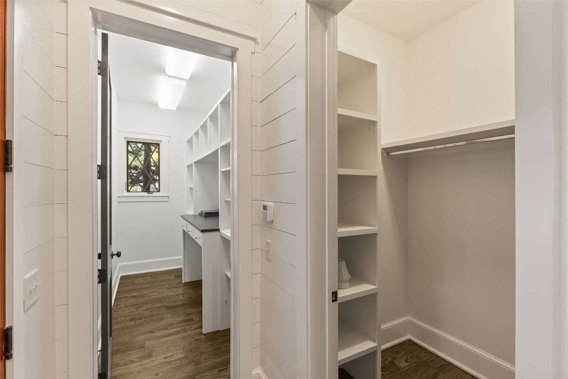 Highlands, North Carolina 28741, United States, 4 Bedrooms Bedrooms, ,5 BathroomsBathrooms,Residential,Active,221975