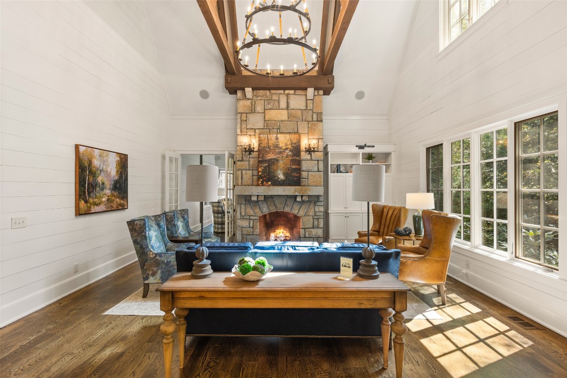 Highlands, North Carolina 28741, United States, 4 Bedrooms Bedrooms, ,5 BathroomsBathrooms,Residential,Active,221975