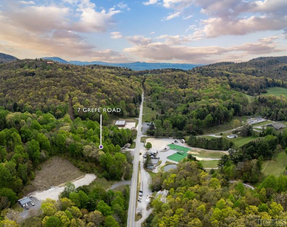 Scaly Mountain, North Carolina 28775, United States, 2 Bedrooms Bedrooms, ,1 BathroomBathrooms,Residential,Active,72876