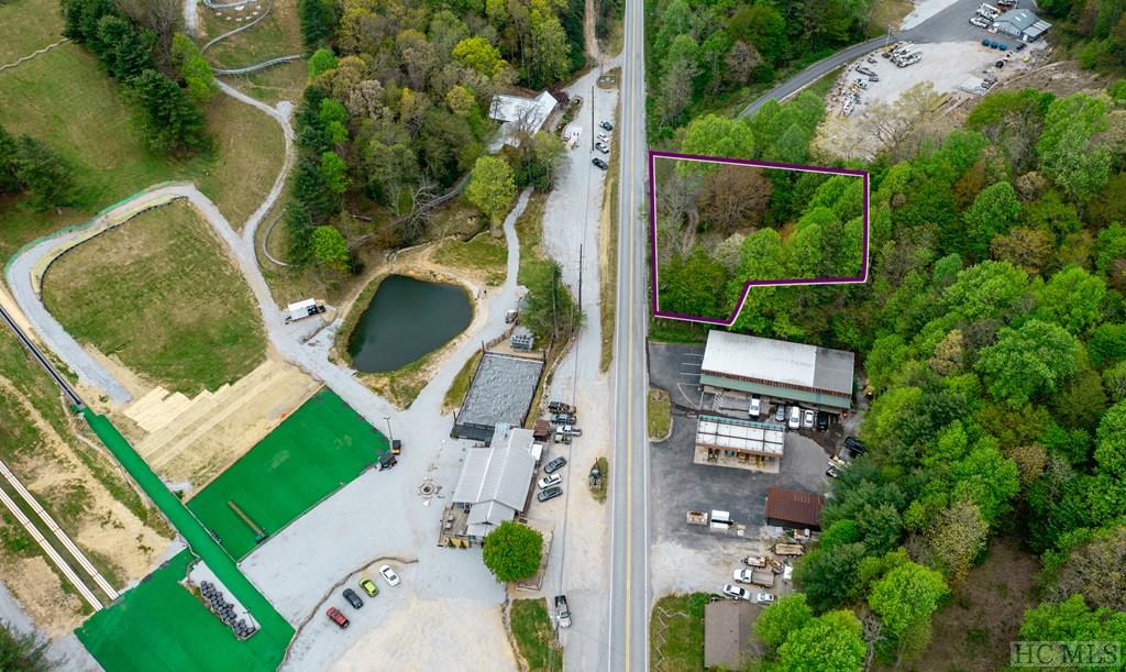 Scaly Mountain, North Carolina 28775, United States, 2 Bedrooms Bedrooms, ,1 BathroomBathrooms,Residential,Active,72876