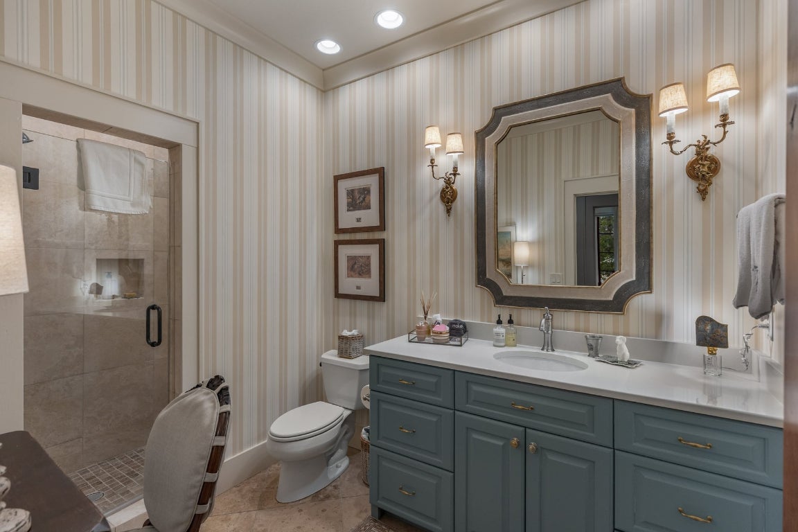 Highlands, North Carolina 28741, United States, 4 Bedrooms Bedrooms, ,5 BathroomsBathrooms,Residential,Pending,215978