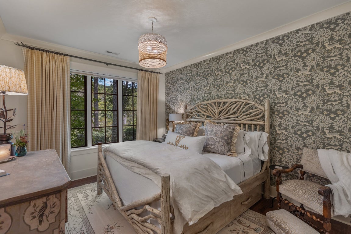 Highlands, North Carolina 28741, United States, 4 Bedrooms Bedrooms, ,5 BathroomsBathrooms,Residential,Pending,215978