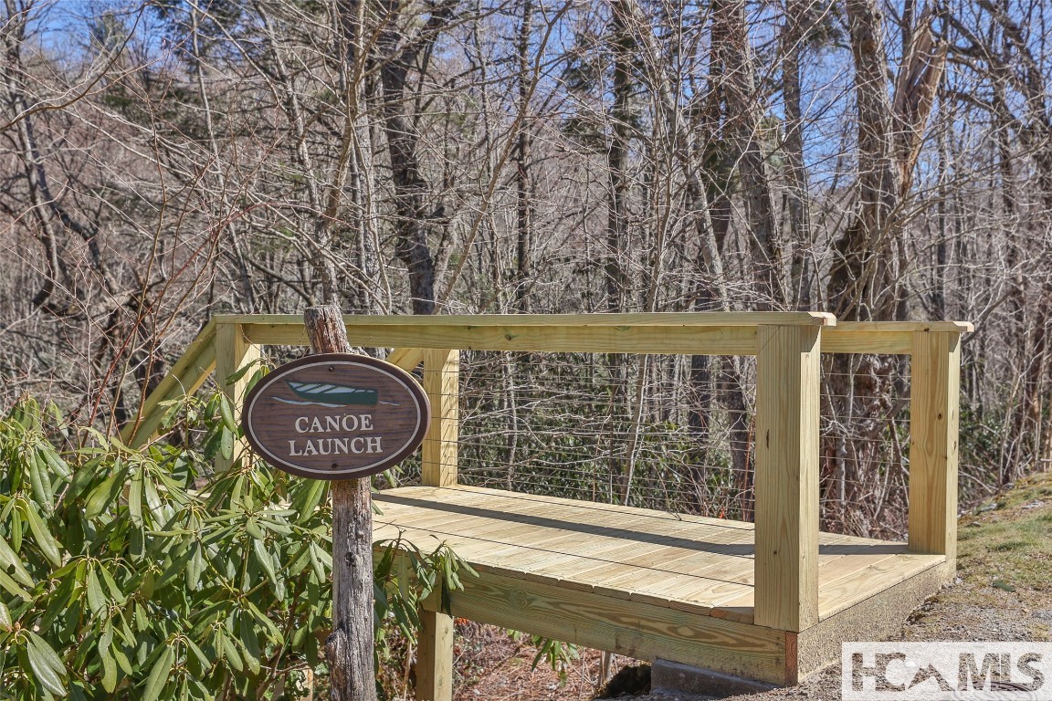 Highlands, North Carolina 28741, United States, 5 Bedrooms Bedrooms, ,6 BathroomsBathrooms,Residential,Active,164645