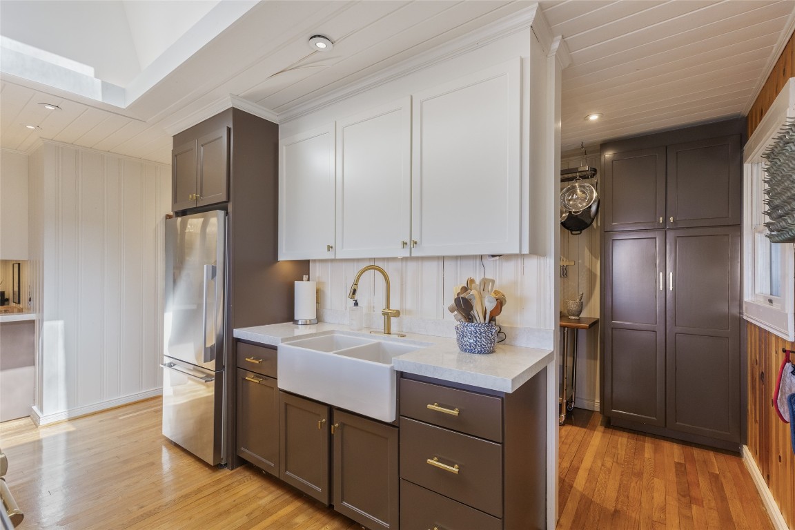 Highlands, North Carolina 28741, United States, 3 Bedrooms Bedrooms, ,2 BathroomsBathrooms,Residential,Active,97716