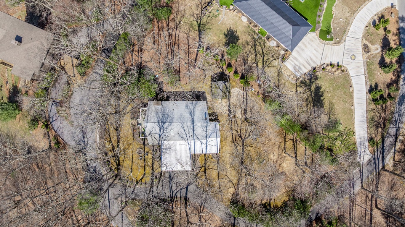 Highlands, North Carolina 28741, United States, 3 Bedrooms Bedrooms, ,2 BathroomsBathrooms,Residential,Active,97716