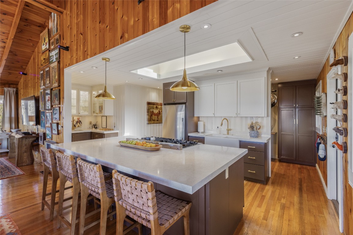 Highlands, North Carolina 28741, United States, 3 Bedrooms Bedrooms, ,2 BathroomsBathrooms,Residential,Active,97716