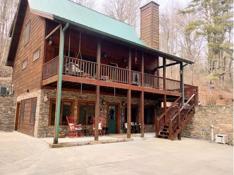 71 Peek And Peak Lane Scaly Mountain NC 28775