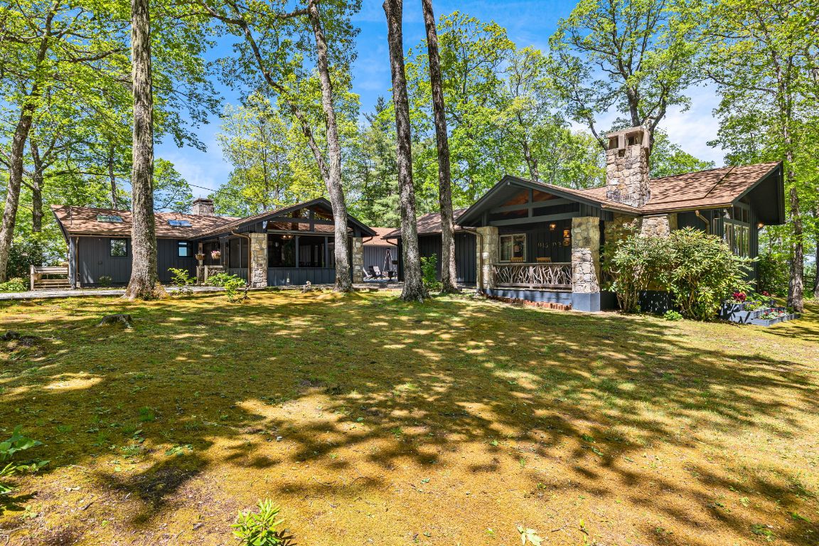 1135 Big Bear Pen Road