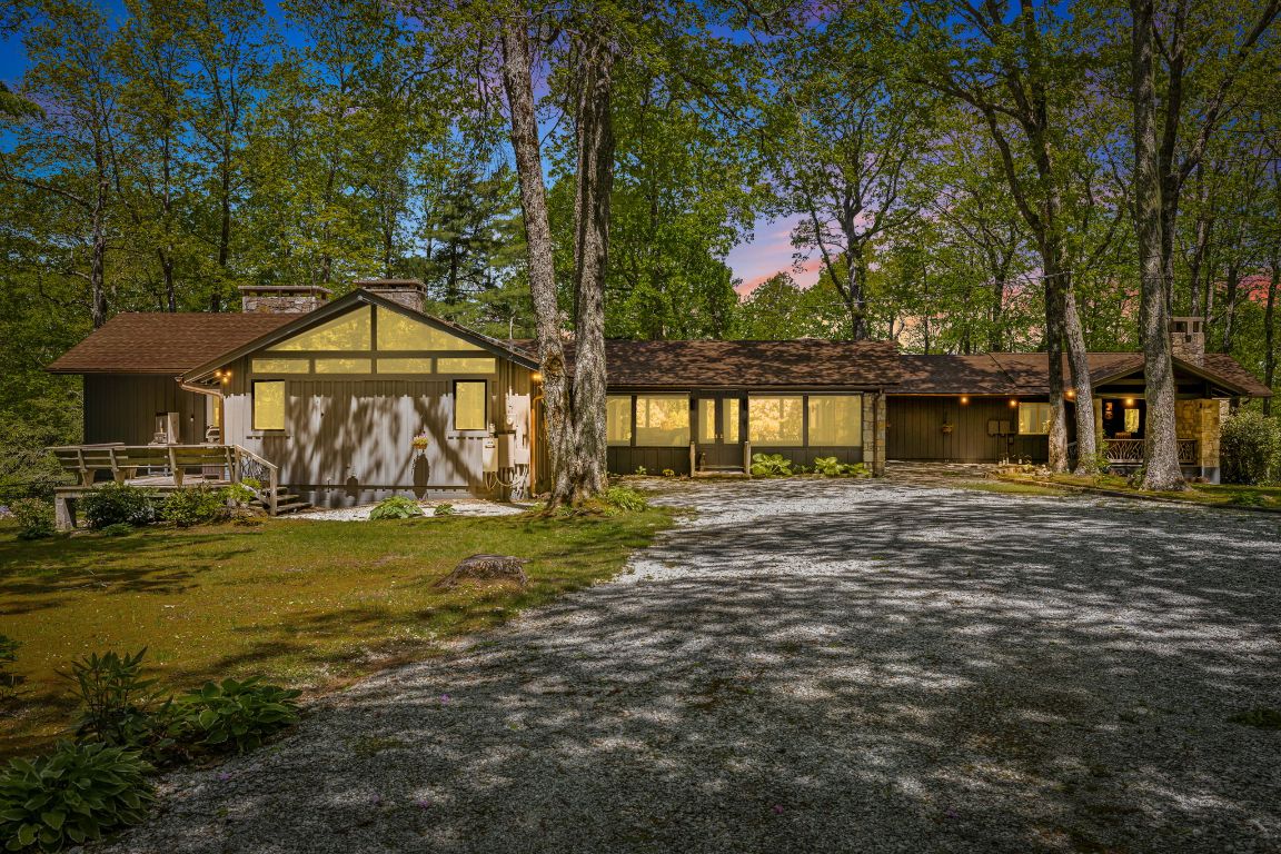 1135 Big Bear Pen Road