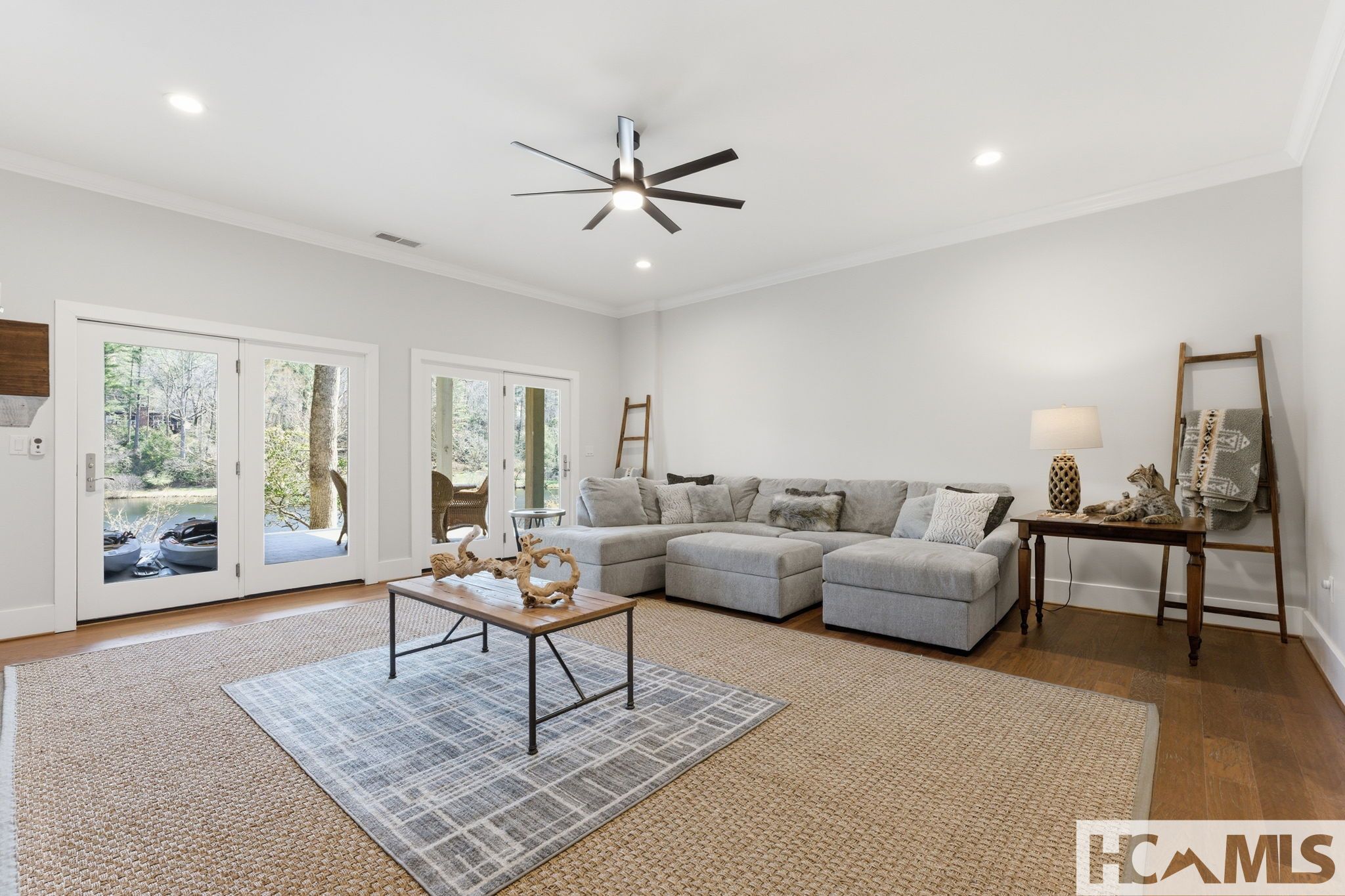 Highlands, North Carolina, 28741, United States, 4 Bedrooms Bedrooms, ,4 BathroomsBathrooms,Residential,Active,2032422