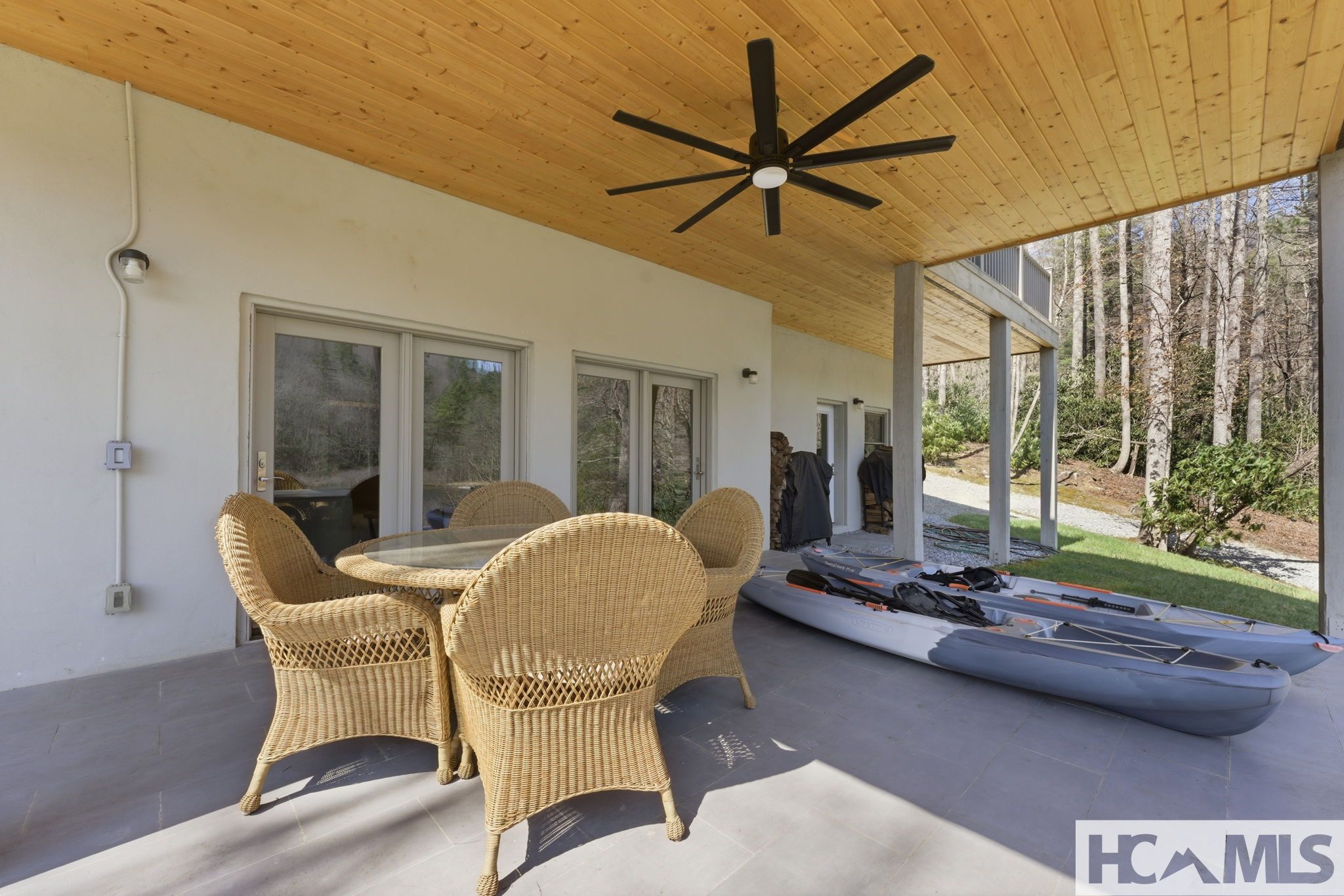 Highlands, North Carolina, 28741, United States, 4 Bedrooms Bedrooms, ,4 BathroomsBathrooms,Residential,Active,2032422