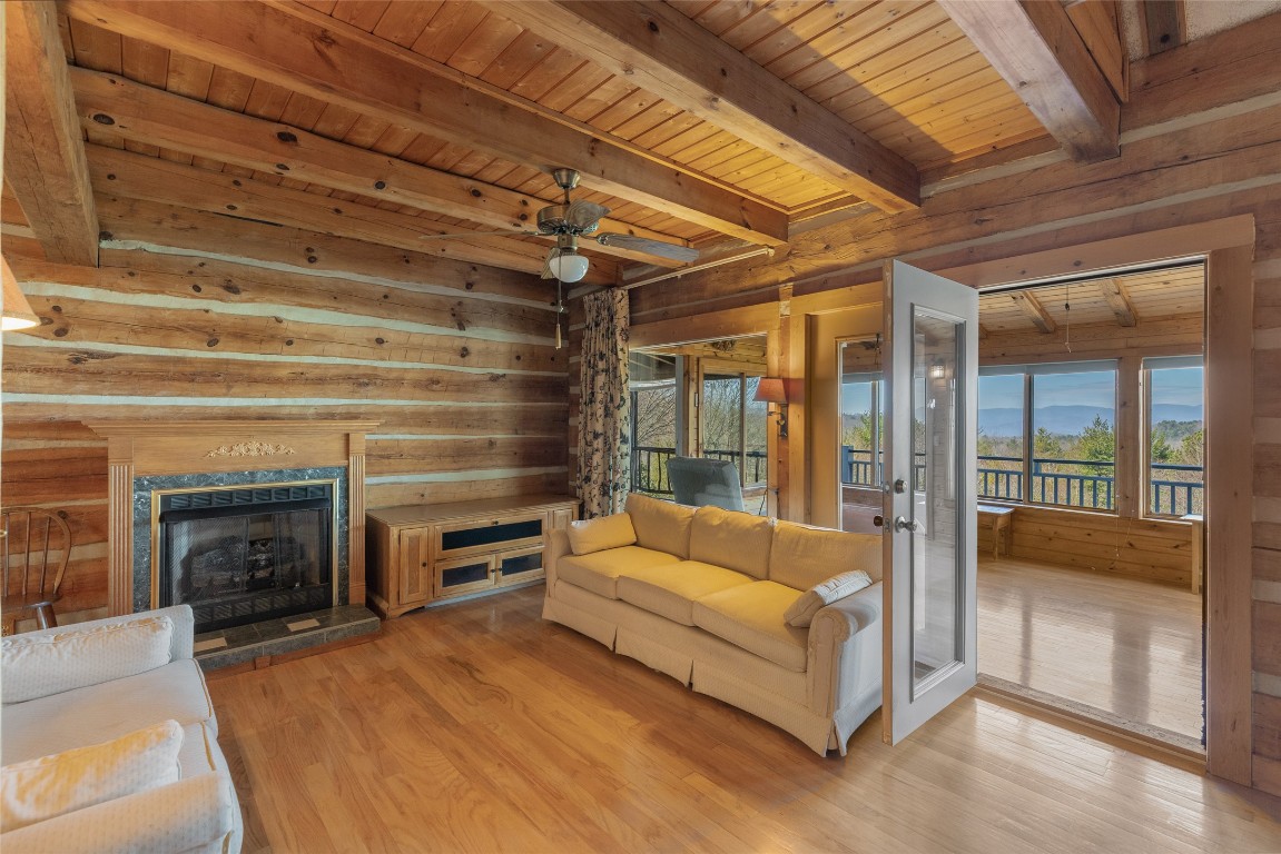 Scaly Mountain, North Carolina 28775, United States, 3 Bedrooms Bedrooms, ,4 BathroomsBathrooms,Residential,Active,98179