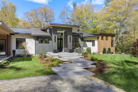 1616 N 4th Street Highlands NC 28741