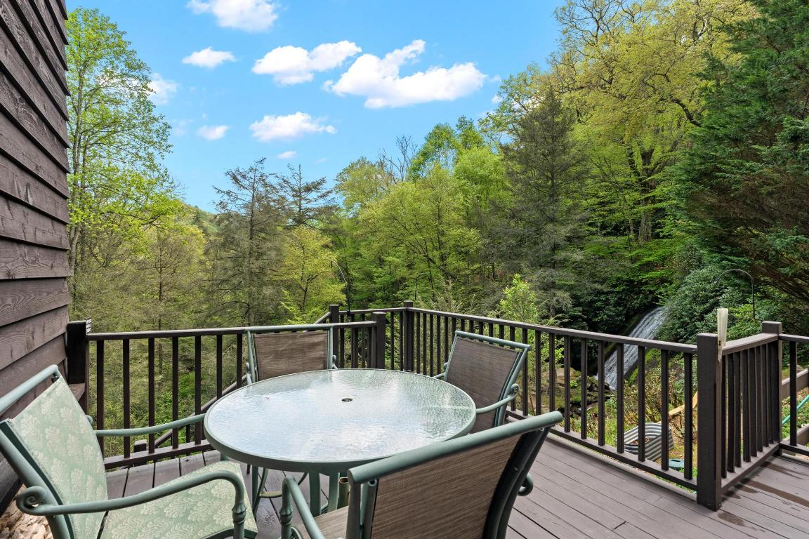 685 Gold Mine Road Road