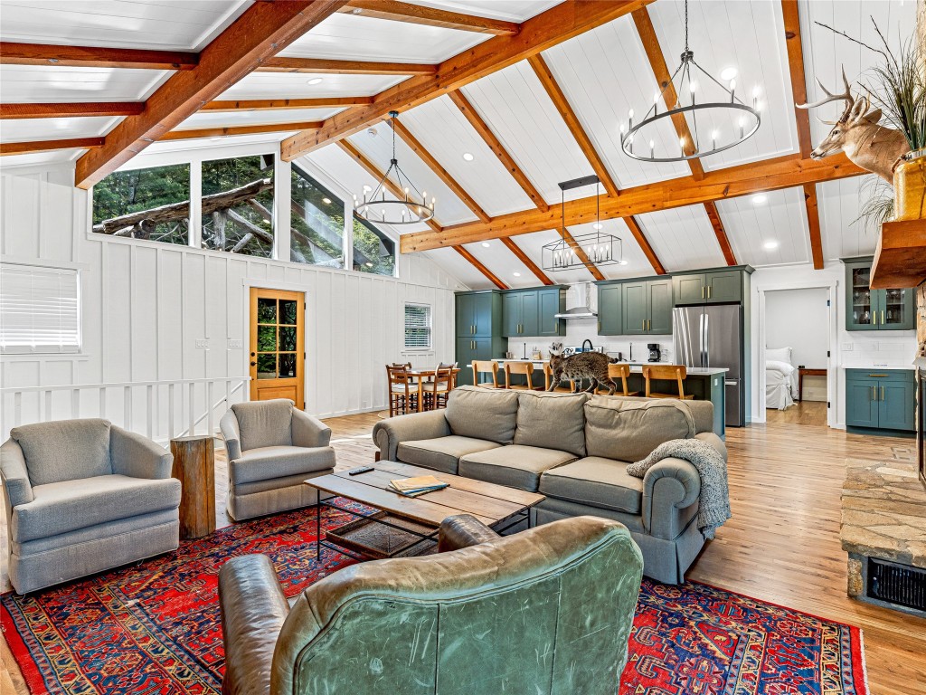 412 Cherokee Trace