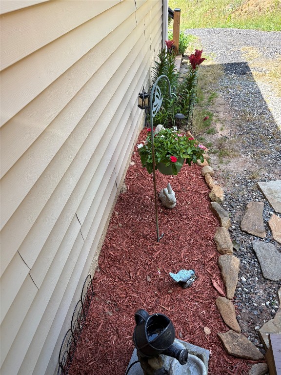 Cullowhee, North Carolina 28723, United States, 3 Bedrooms Bedrooms, ,3 BathroomsBathrooms,Residential,Active,109957