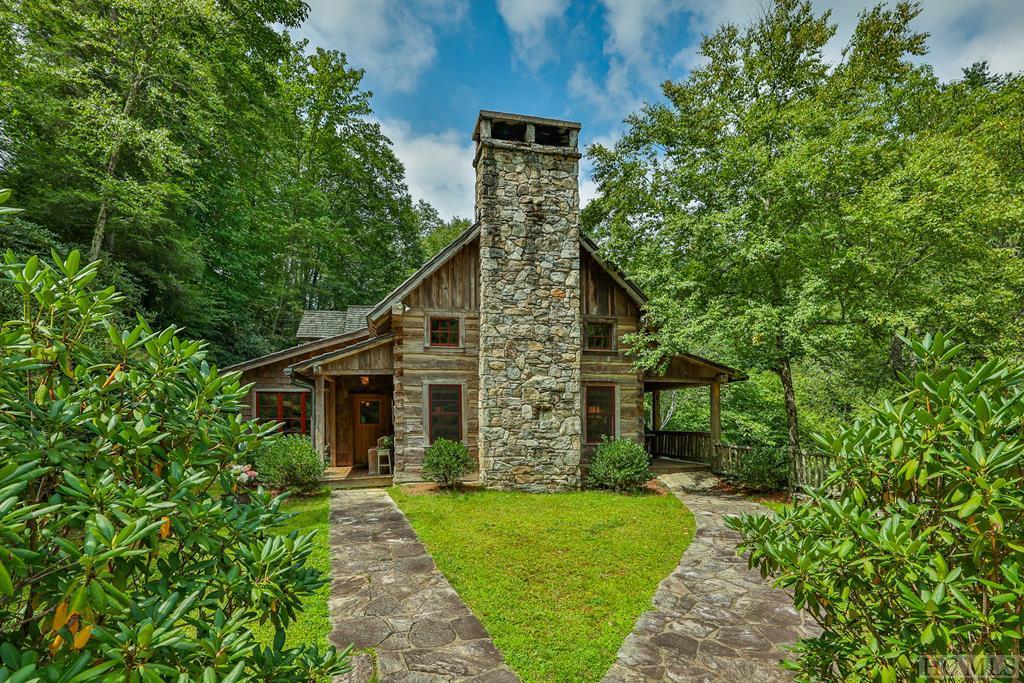 1124 Billy Cabin Road