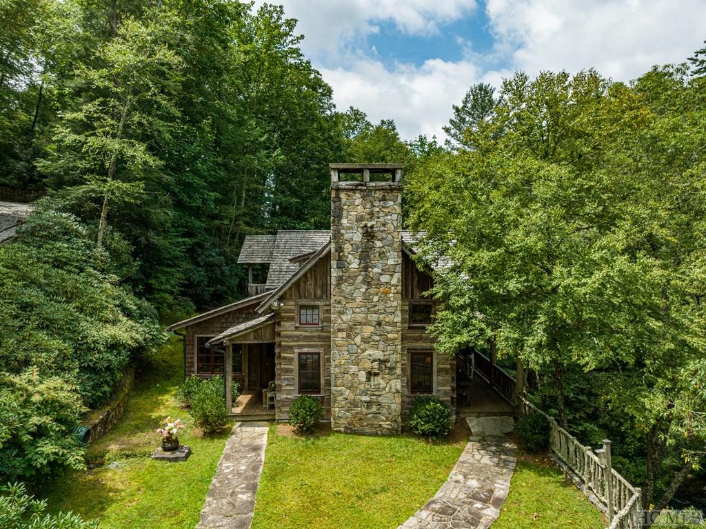 1124 Billy Cabin Road
