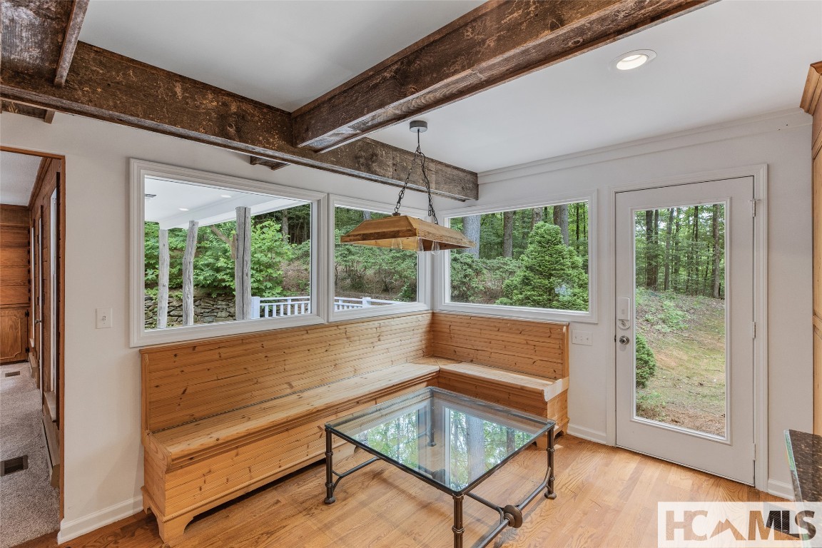 Highlands, North Carolina 28741, United States, 4 Bedrooms Bedrooms, ,3 BathroomsBathrooms,Residential,Active,218824