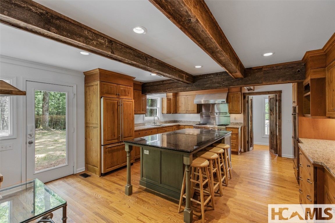 Highlands, North Carolina 28741, United States, 4 Bedrooms Bedrooms, ,3 BathroomsBathrooms,Residential,Active,218824