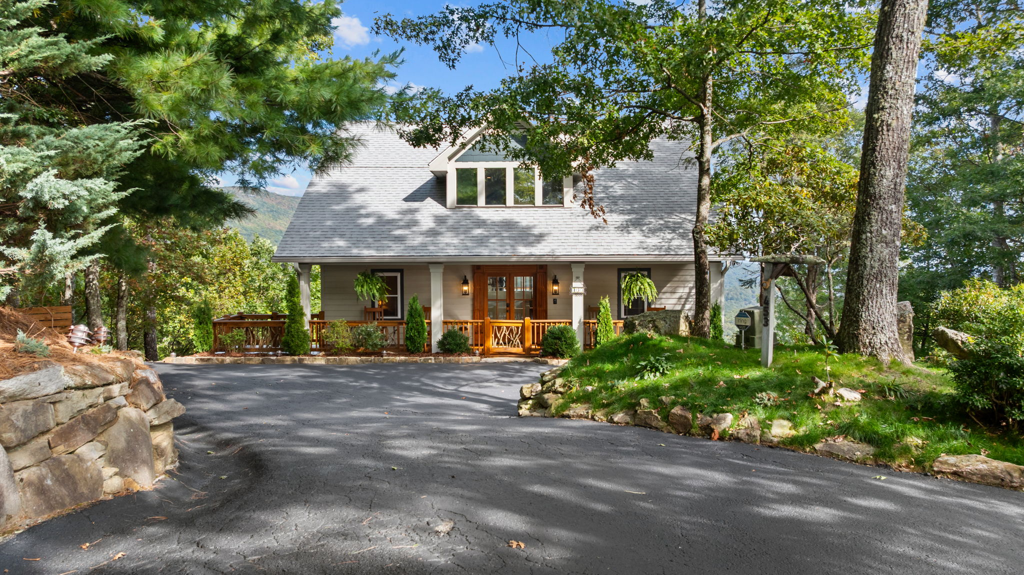 453 Eagle Ridge