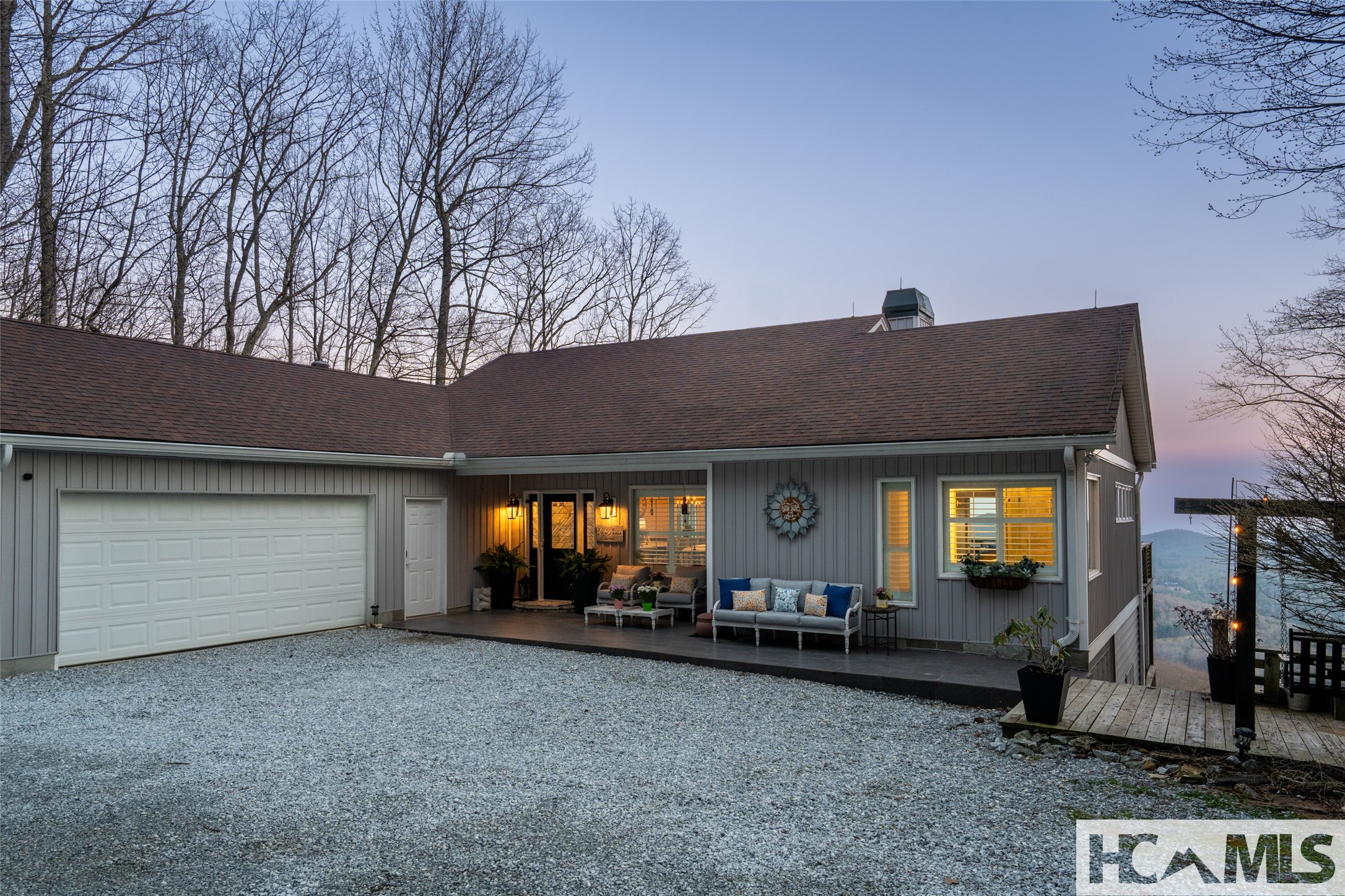 1624 Tower Road