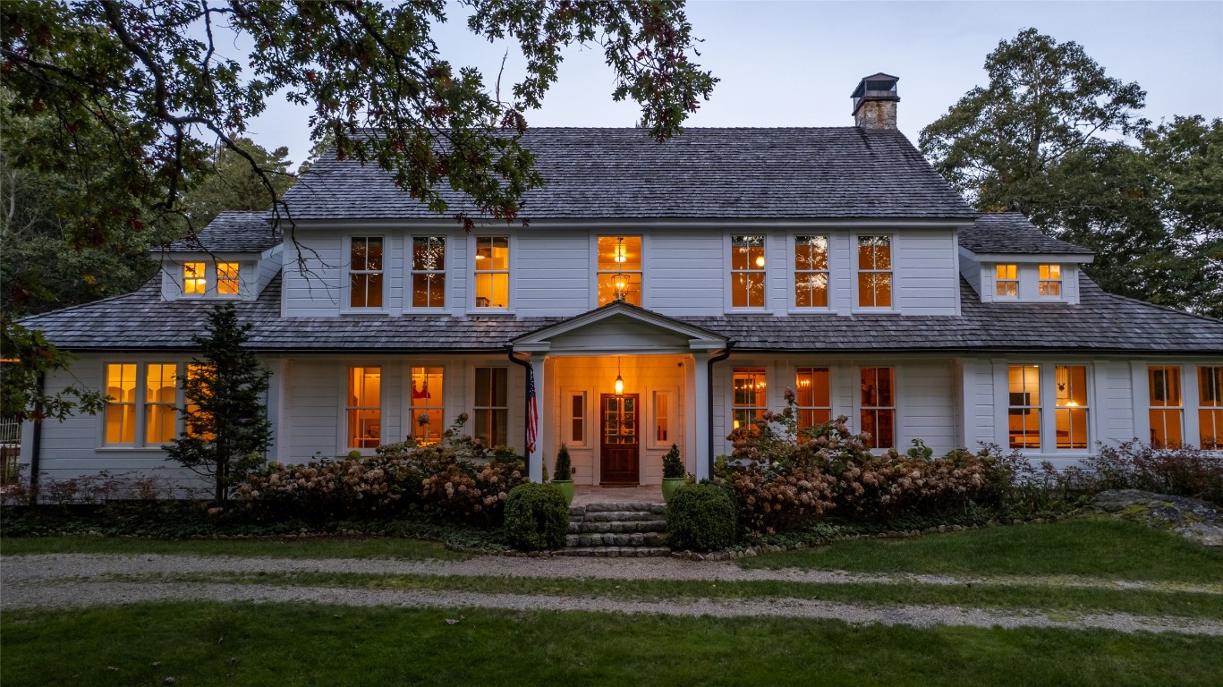 Highlands, North Carolina 28741, United States, 6 Bedrooms Bedrooms, ,8 BathroomsBathrooms,Residential,Active,108330 Highlands, North Carolina 28741, United States, 6 Bedrooms Bedrooms, ,8 BathroomsBathrooms,Residential,Active,108330