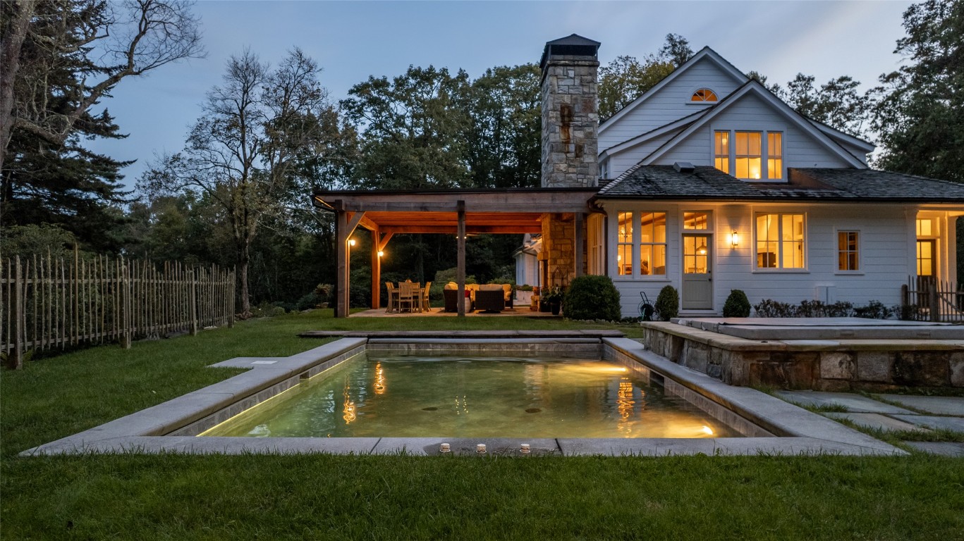 Highlands, North Carolina 28741, United States, 6 Bedrooms Bedrooms, ,8 BathroomsBathrooms,Residential,Active,108330