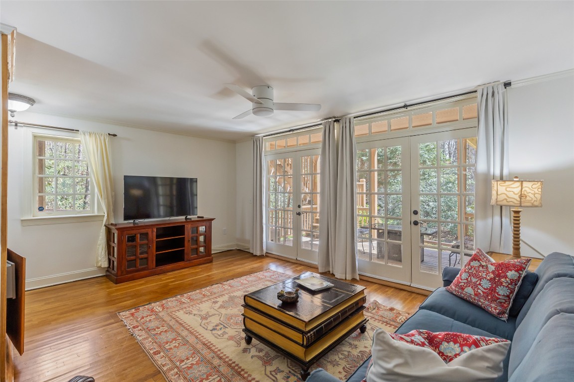 Highlands, North Carolina 28741, United States, 4 Bedrooms Bedrooms, ,5 BathroomsBathrooms,Residential,Active,107997