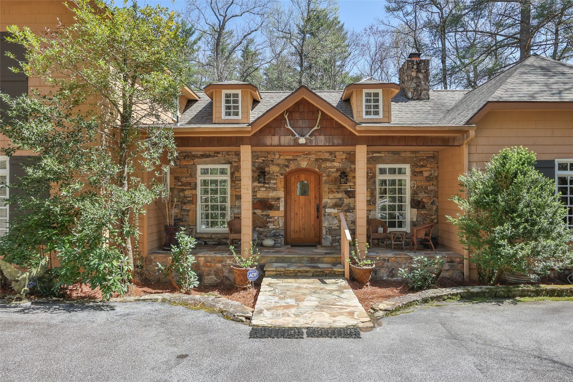 26 Valentine Lane