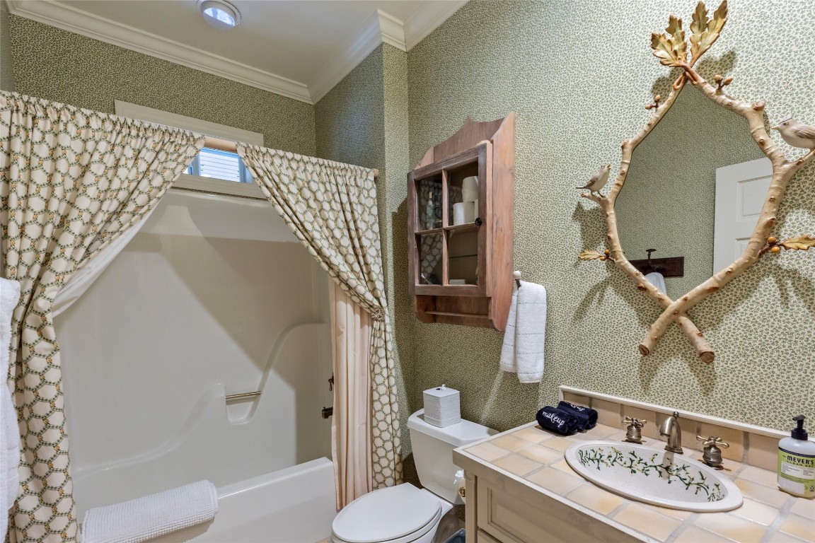 Highlands, North Carolina 28741, United States, 4 Bedrooms Bedrooms, ,5 BathroomsBathrooms,Residential,Active,107997