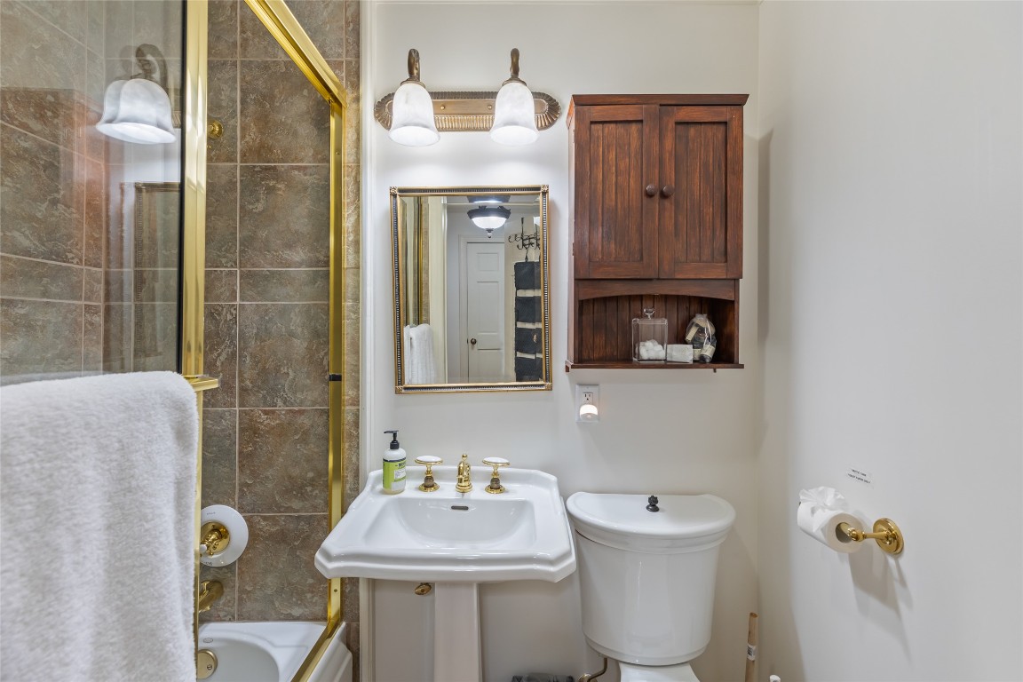 Highlands, North Carolina 28741, United States, 4 Bedrooms Bedrooms, ,5 BathroomsBathrooms,Residential,Active,107997