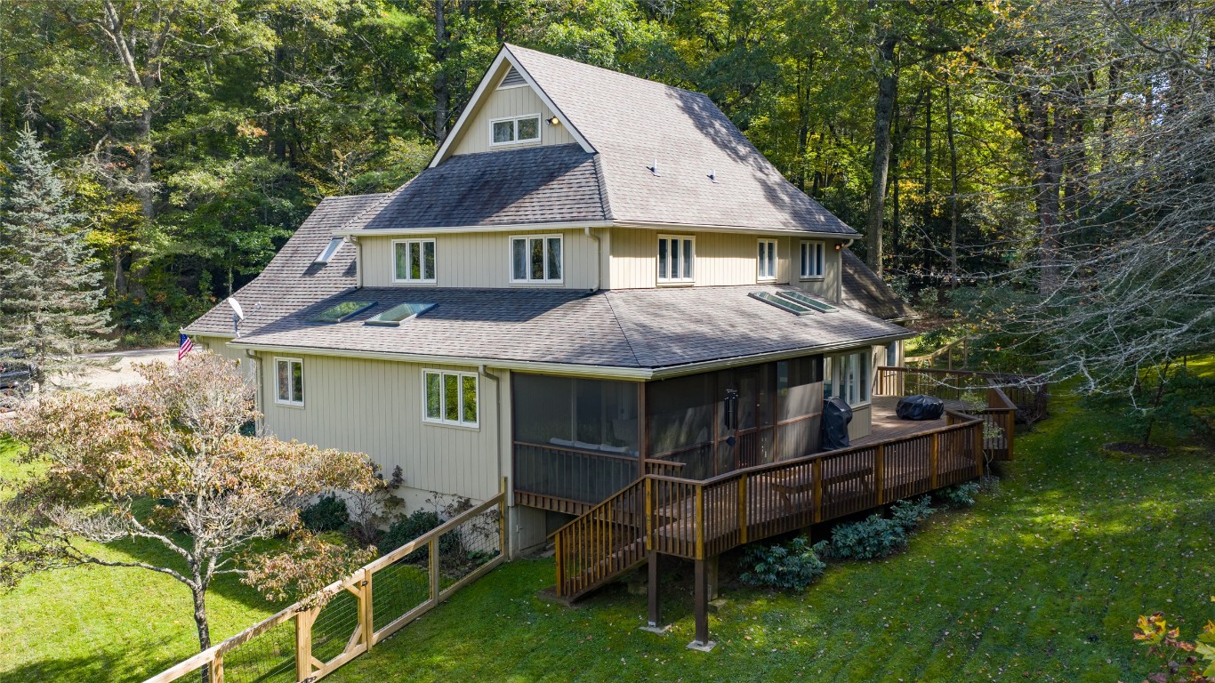 328 Webbmont Road
