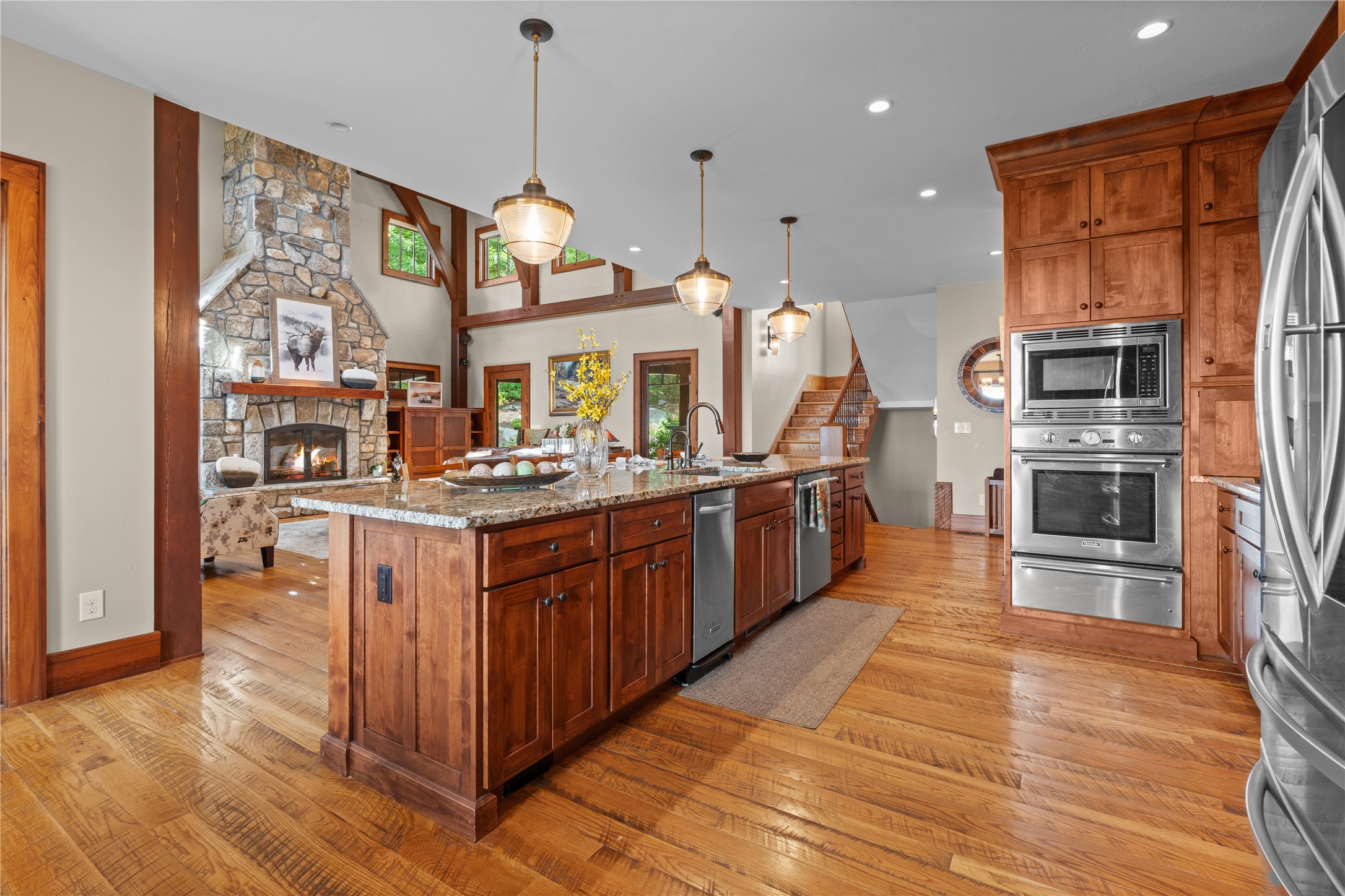 Franklin, North Carolina, 28734, United States, 5 Bedrooms Bedrooms, ,6 BathroomsBathrooms,Residential,Active,2032405