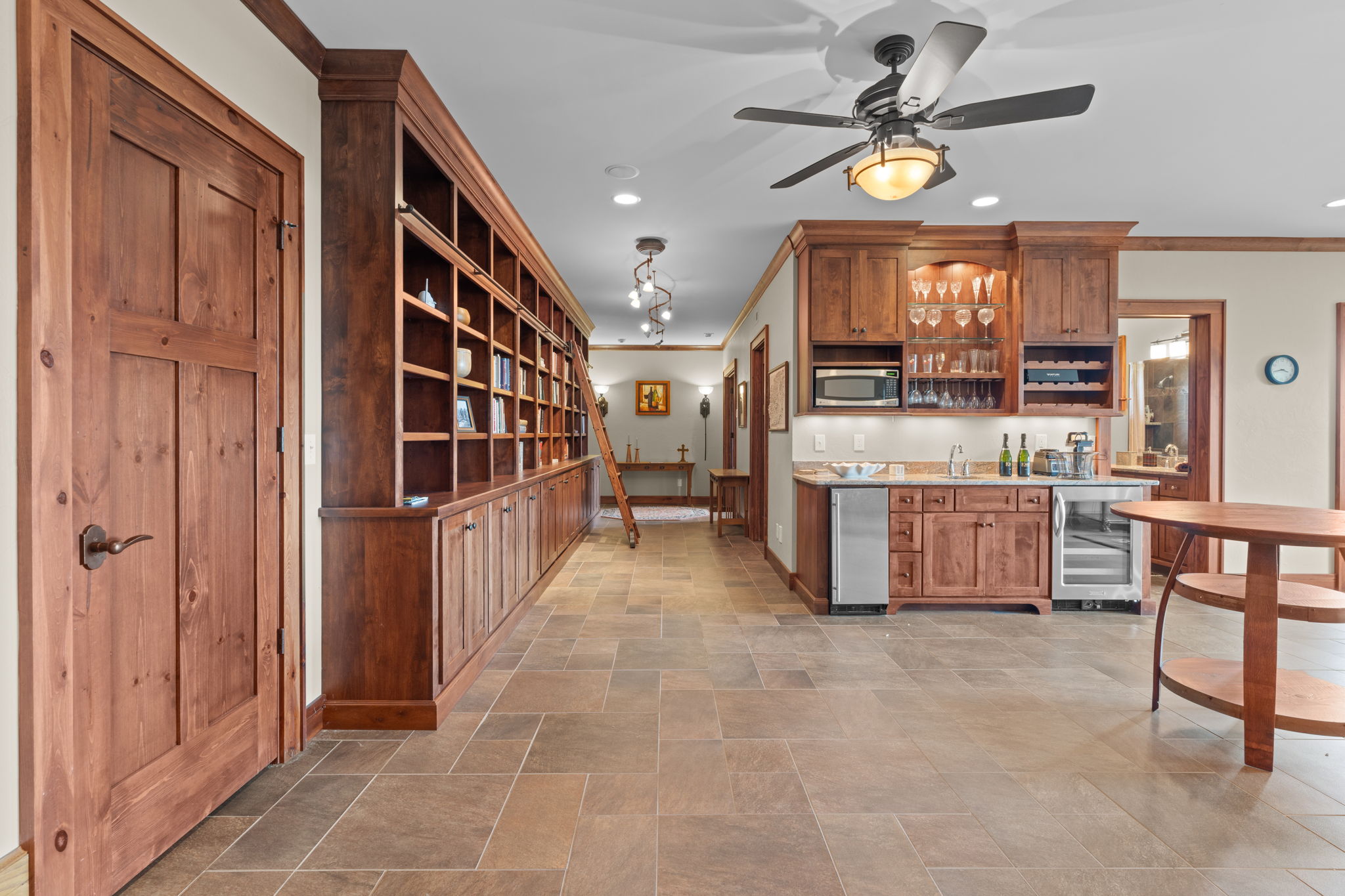 Franklin, North Carolina, 28734, United States, 5 Bedrooms Bedrooms, ,6 BathroomsBathrooms,Residential,Active,2032405