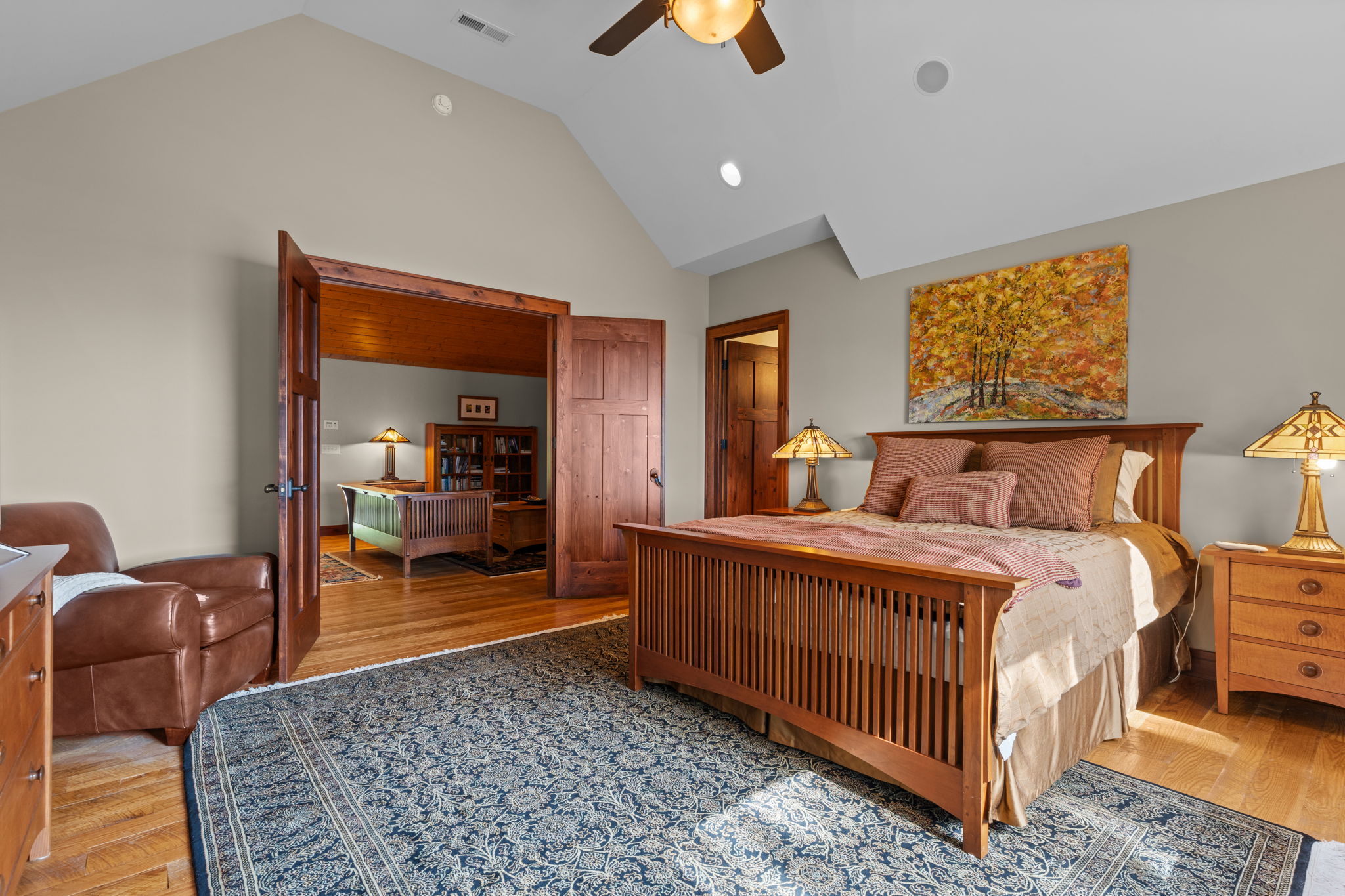 Franklin, North Carolina, 28734, United States, 5 Bedrooms Bedrooms, ,6 BathroomsBathrooms,Residential,Active,2032405