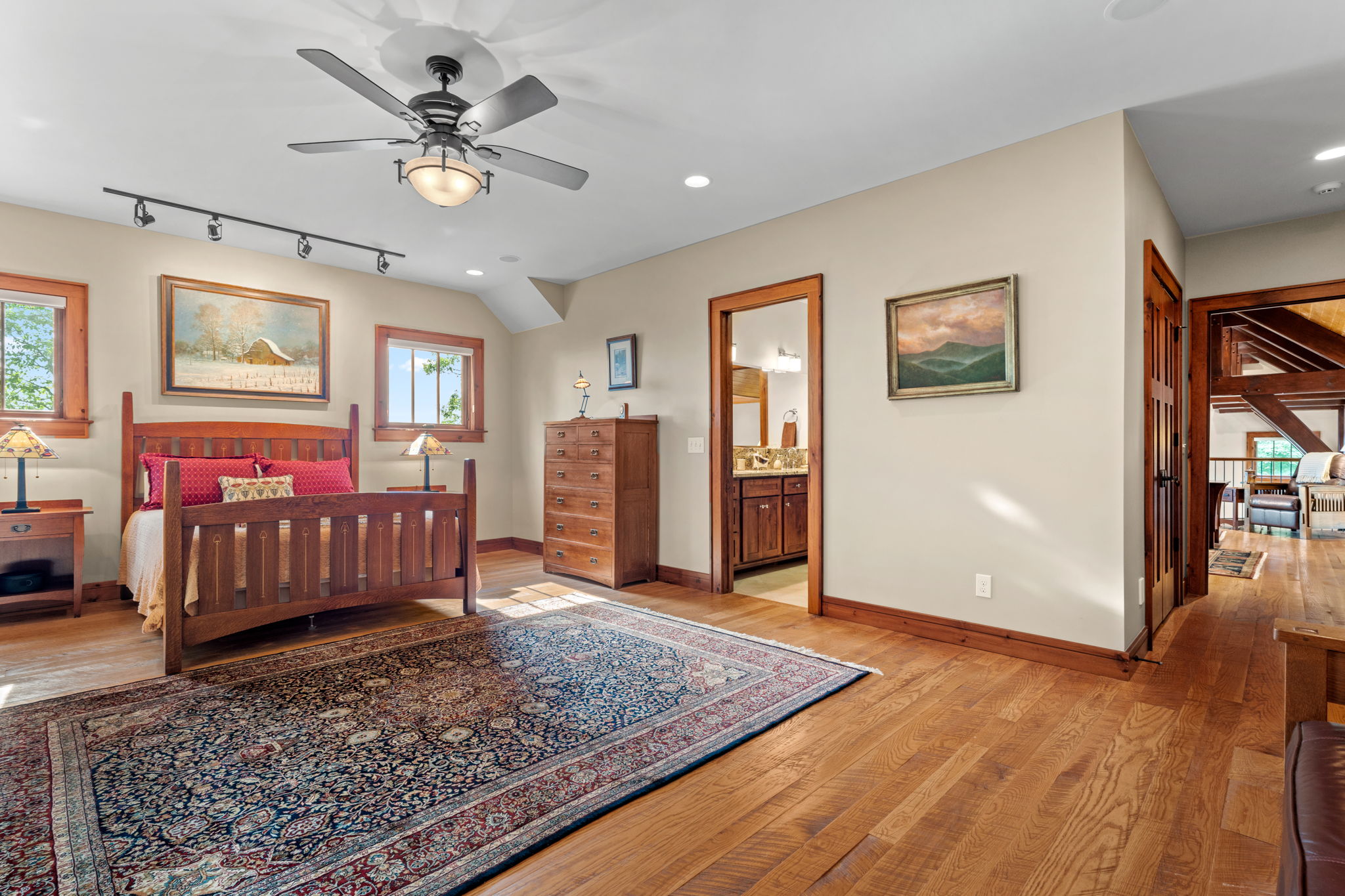 Franklin, North Carolina, 28734, United States, 5 Bedrooms Bedrooms, ,6 BathroomsBathrooms,Residential,Active,2032405