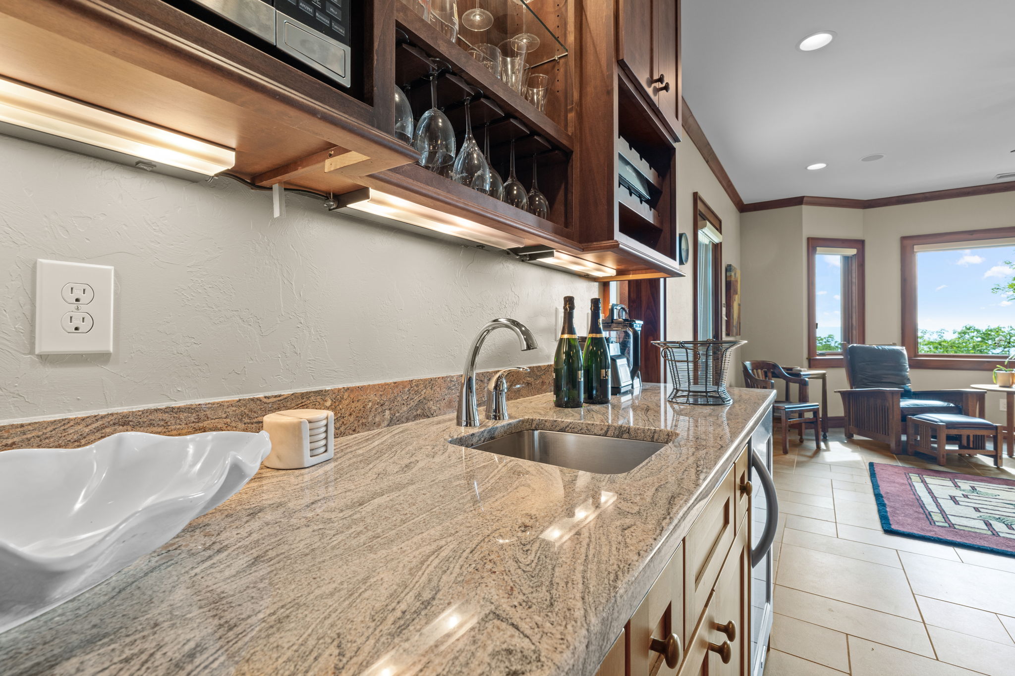 Franklin, North Carolina, 28734, United States, 5 Bedrooms Bedrooms, ,6 BathroomsBathrooms,Residential,Active,2032405