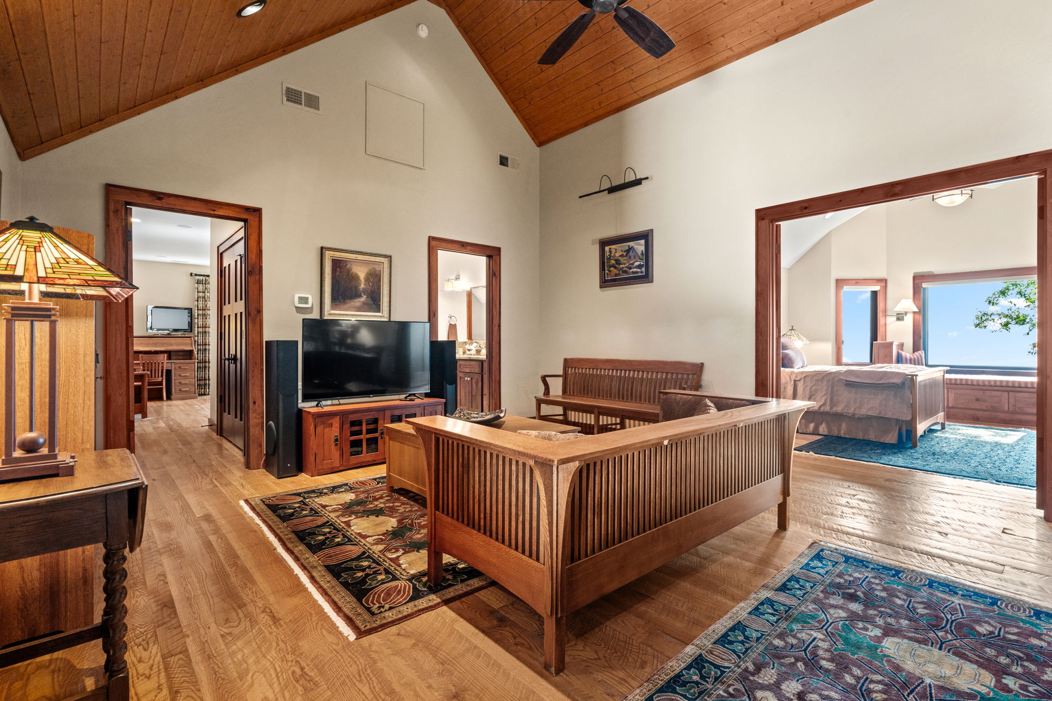 Franklin, North Carolina, 28734, United States, 5 Bedrooms Bedrooms, ,6 BathroomsBathrooms,Residential,Active,2032405