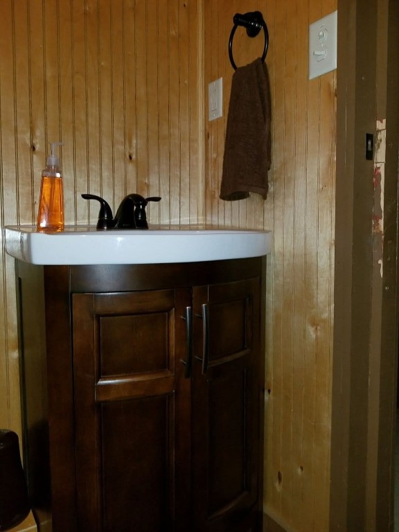 Scaly Mountain, North Carolina 28775, United States, ,1 BathroomBathrooms,Residential,Active,132024