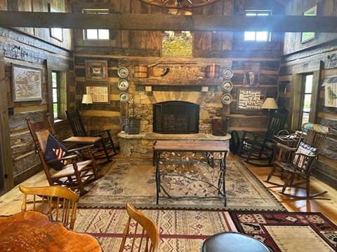 Scaly Mountain, North Carolina 28775, United States, ,1 BathroomBathrooms,Residential,Active,132024