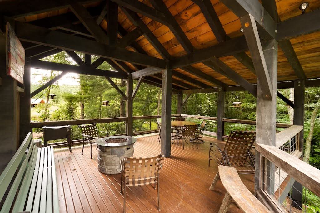 Scaly Mountain, North Carolina 28775, United States, ,1 BathroomBathrooms,Residential,Active,132024