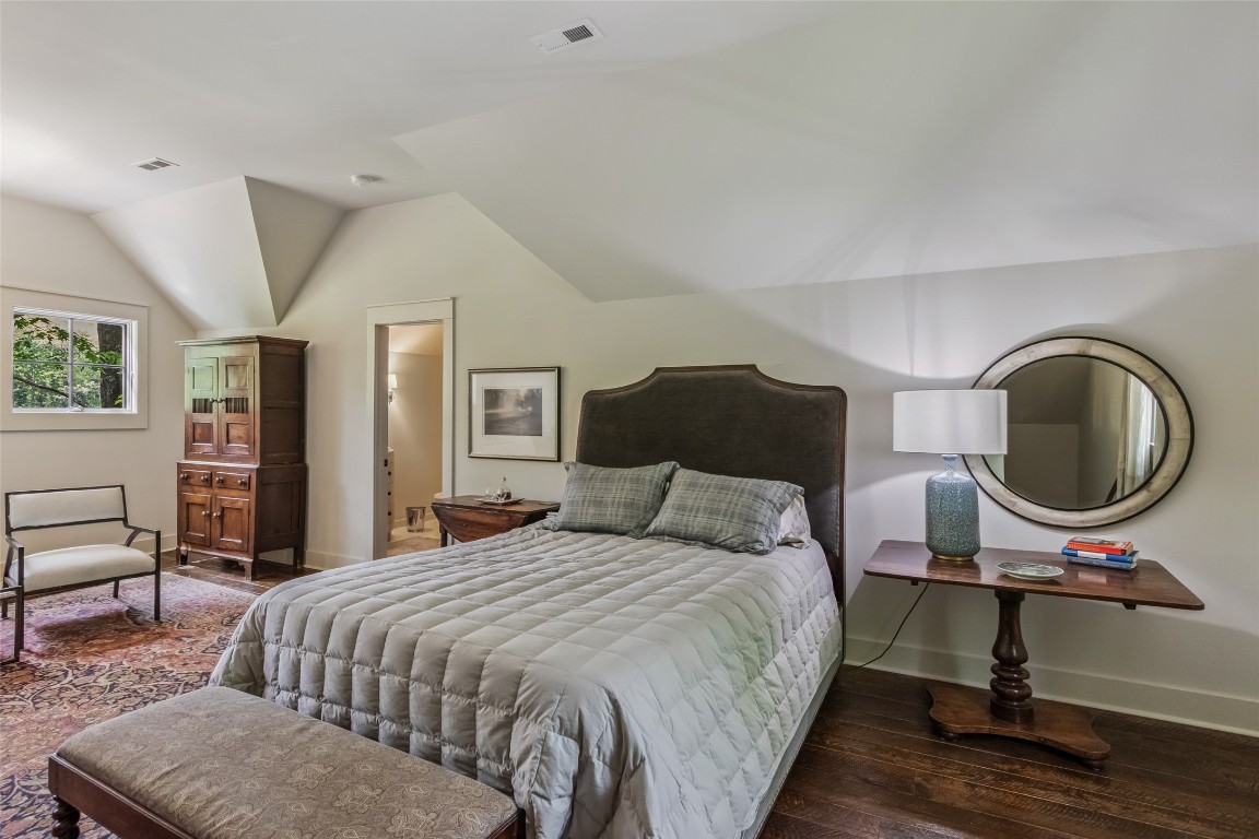 Highlands, North Carolina 28741, United States, 3 Bedrooms Bedrooms, ,5 BathroomsBathrooms,Residential,Active,185133