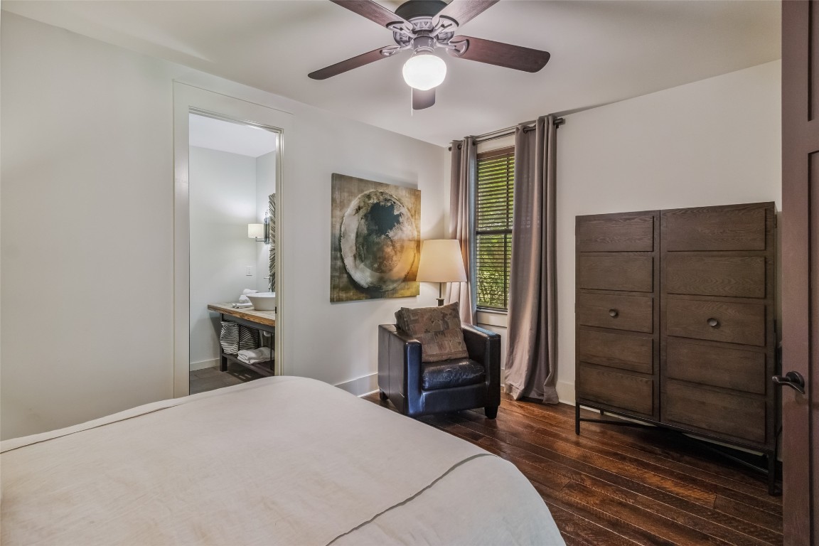 Highlands, North Carolina 28741, United States, 3 Bedrooms Bedrooms, ,5 BathroomsBathrooms,Residential,Active,185133