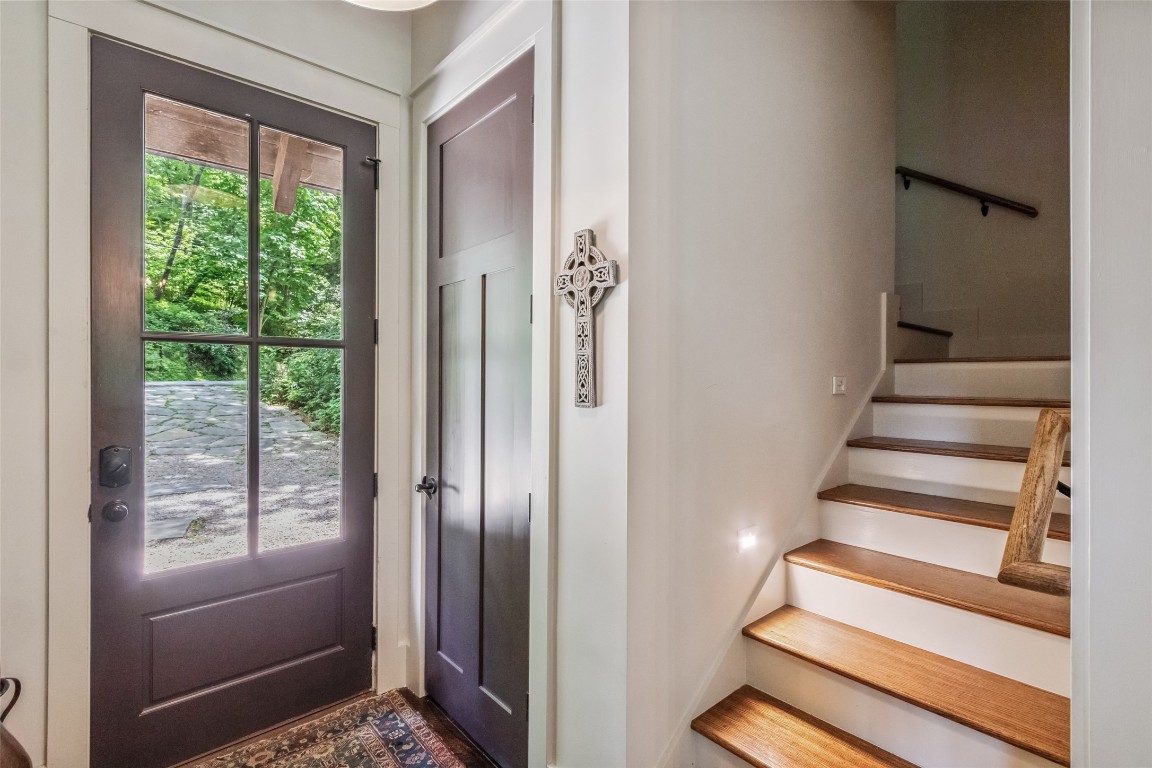 Highlands, North Carolina 28741, United States, 3 Bedrooms Bedrooms, ,5 BathroomsBathrooms,Residential,Active,185133