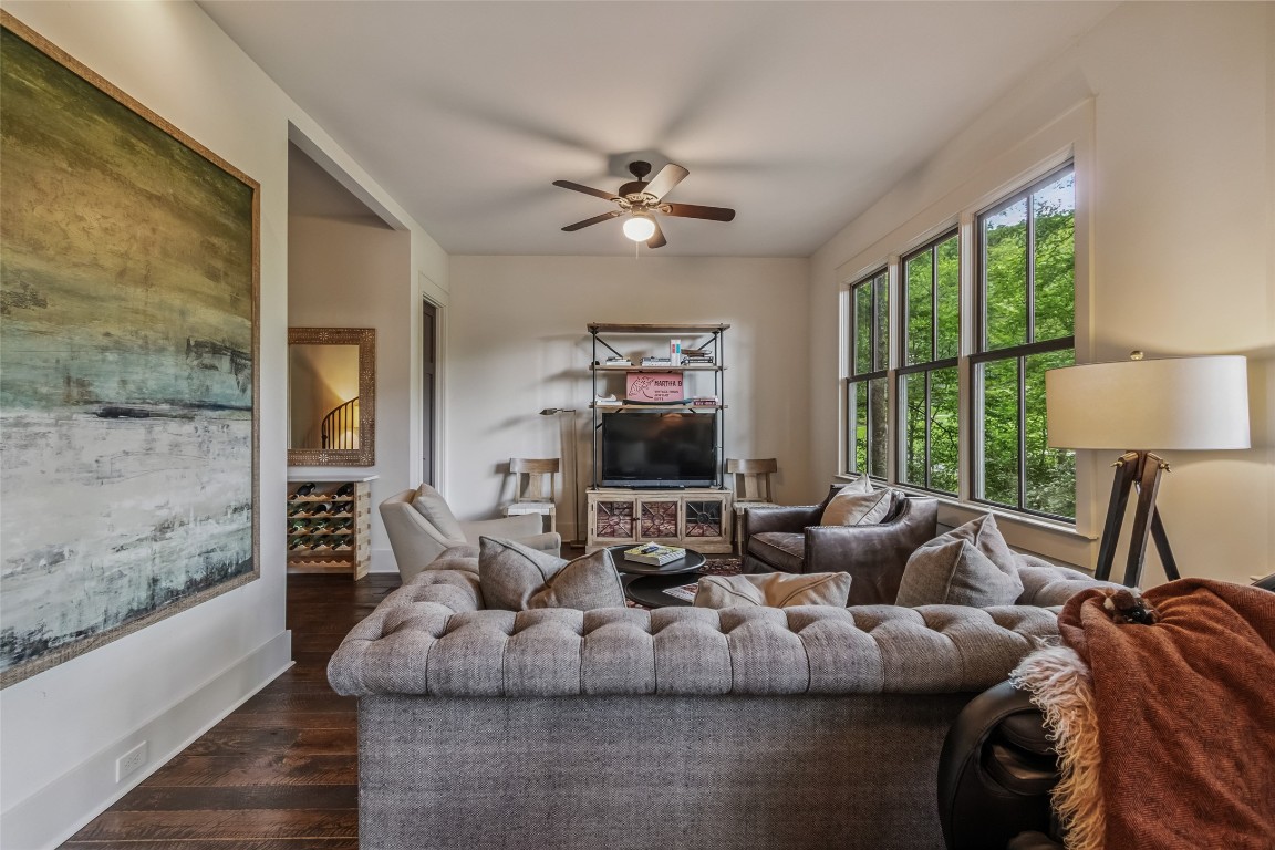 Highlands, North Carolina 28741, United States, 3 Bedrooms Bedrooms, ,5 BathroomsBathrooms,Residential,Active,185133