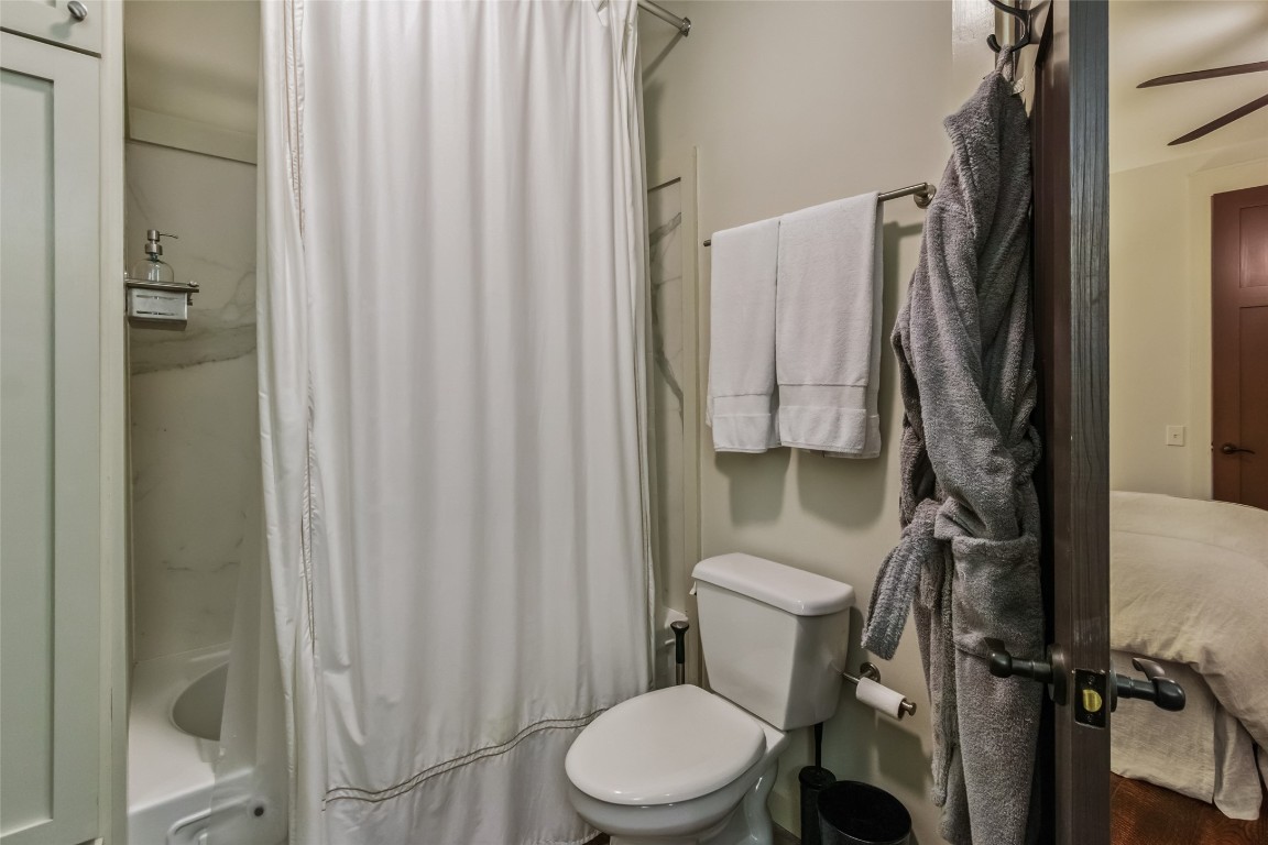 Highlands, North Carolina 28741, United States, 3 Bedrooms Bedrooms, ,5 BathroomsBathrooms,Residential,Active,185133